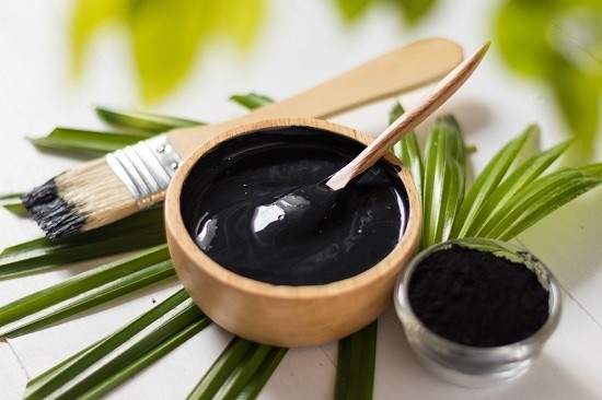 Charbon actif : bienfaits et utilisation