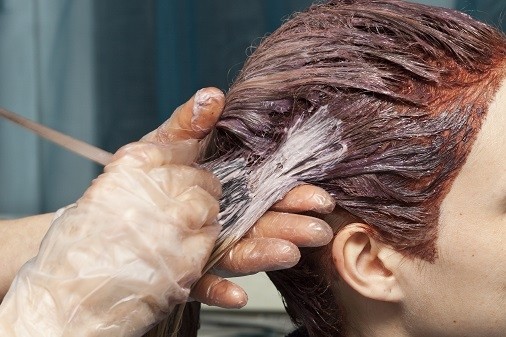 Quels couleur et soin pour cheveux colorés choisir ?