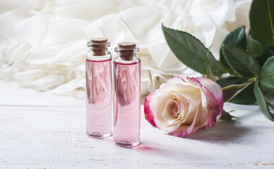 Beauté au naturel : quelle eau florale choisir ?