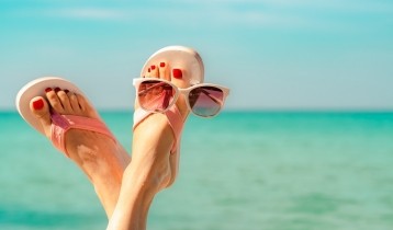 Prendre soin de ses pieds : conseils pour l'été