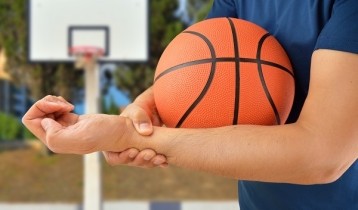 Reconnaître et soigner une entorse du poignet