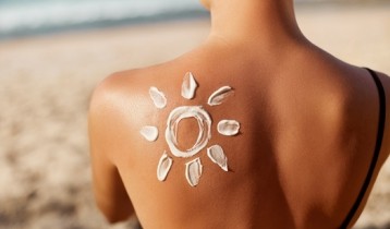 Comment prolonger votre bronzage et sublimer votre peau après les vacances ?