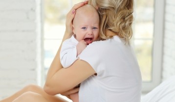 Comprendre et soulager les coliques de bébé