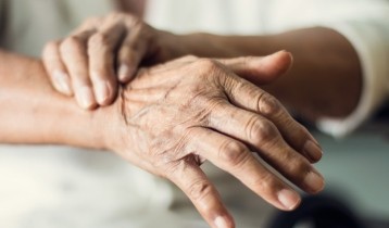 Maladie de Parkinson : symptômes et traitements