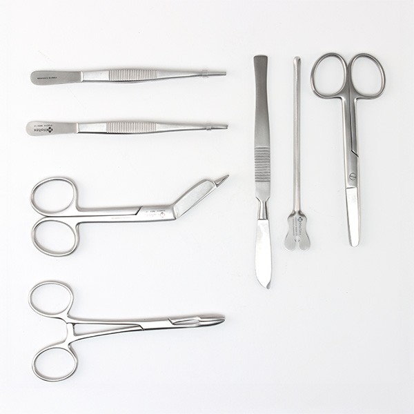 Boîte à pansements 7 instruments