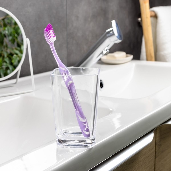 Elgydium Anti-Plaque brosse à dents medium