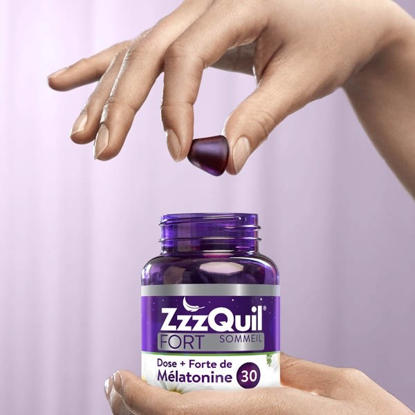 ZzzQuil Fort Sommeil gummies