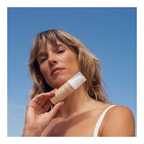 Laboratoires de Biarritz crème solaire teintée bio SPF 50