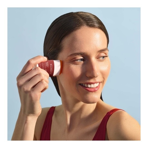 Laboratoires de Biarritz stick solaire invisible SPF 50+