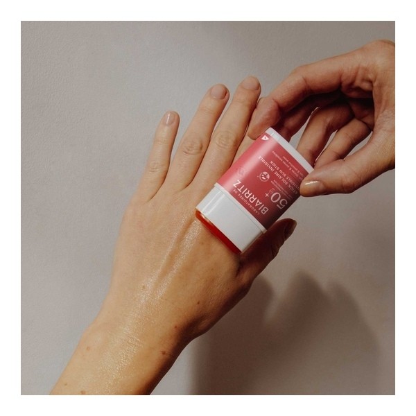 Laboratoires de Biarritz stick solaire invisible SPF 50+